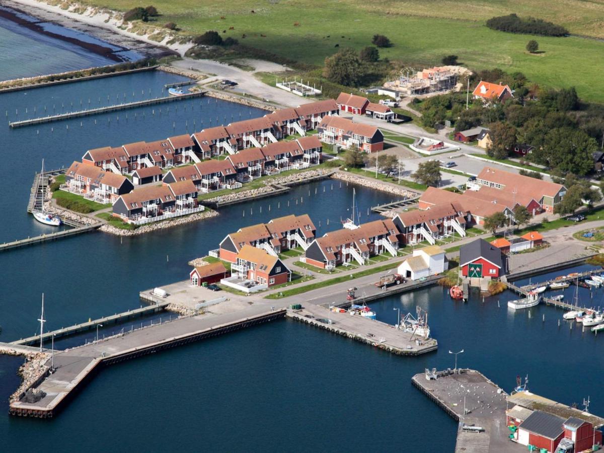 4 Person Holiday Home On A Holiday Park In Borre Esterno foto